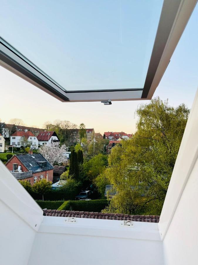 Scandinavian Apartment Hotel - Lunden 1 - Central 3 Bedroom Apartment On Two Floors Horsens Exterior foto