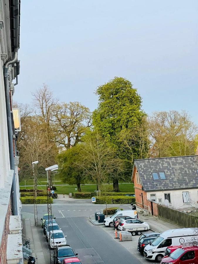 Scandinavian Apartment Hotel - Lunden 1 - Central 3 Bedroom Apartment On Two Floors Horsens Exterior foto